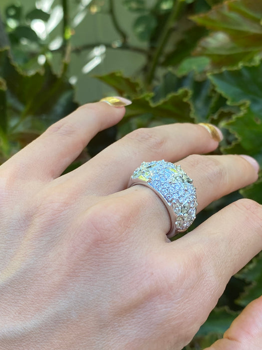 18k white gold diamond bombe star flower ring size 6