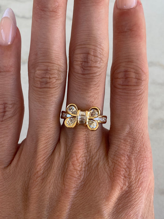 Vintage 18K Gold 1.38 CTW Natural Diamond Butterfly Bow Ring