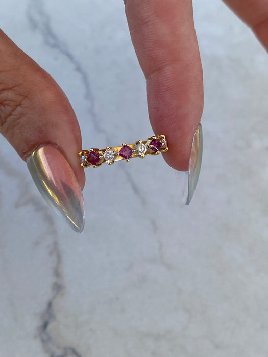 Vintage 18K Diamond & Ruby Ring