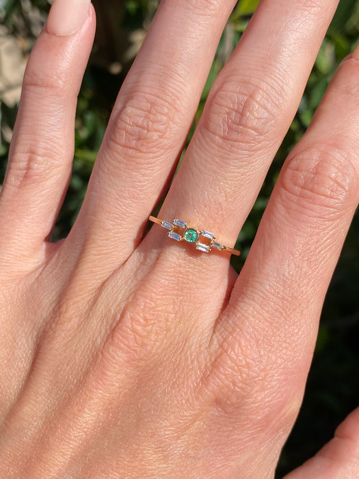 14K Gold Emerald & Diamond Ring