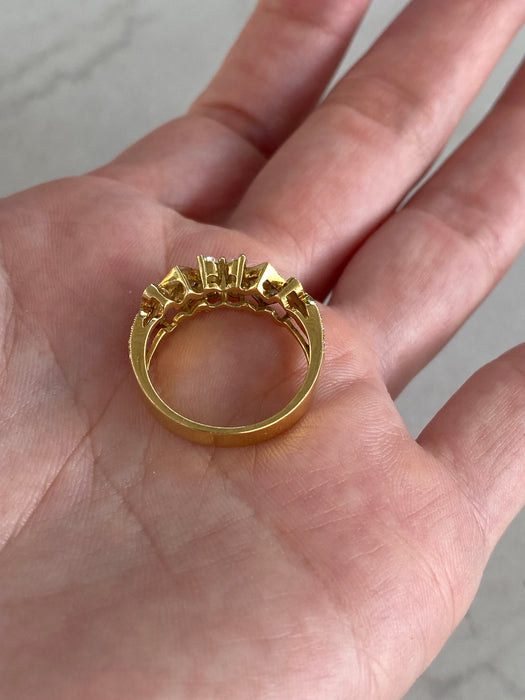 Vintage 18k Gold Invisible Set Princess Cut Diamond & Round Diamond Ring Size 6.25