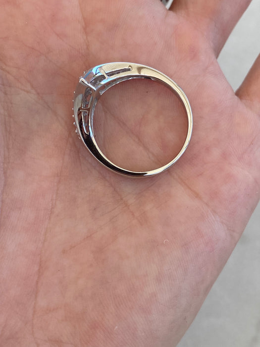 Vintage Platinum 900 Baguette & Diamond Chevron Ring
