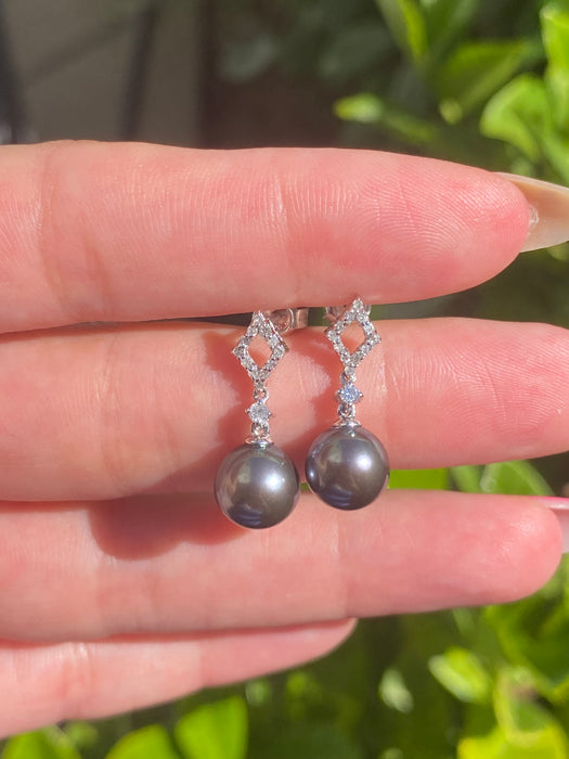 14k white gold diamond black pearl earrings