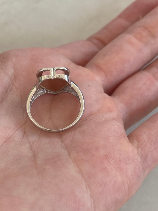 Vintage 18K Two Tone Fluted Heart Diamond Ring