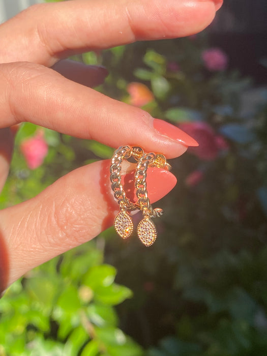 14k curb j diamond huggie hoop earrings