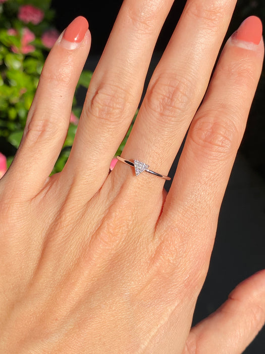 14k white gold diamond triangle ring size 6.5