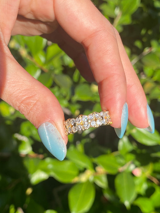 18k flower diamond ring size 7