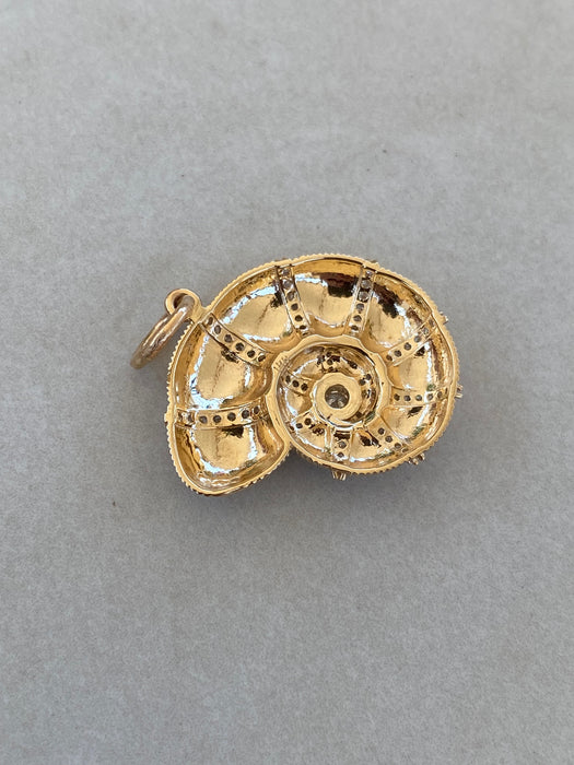 14K Gold Fluted Diamond Shell Charm