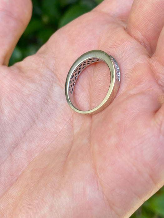 14k white gold diamond baguette ring size 7