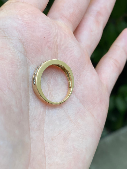 18k channel set diamond ring size 6.75