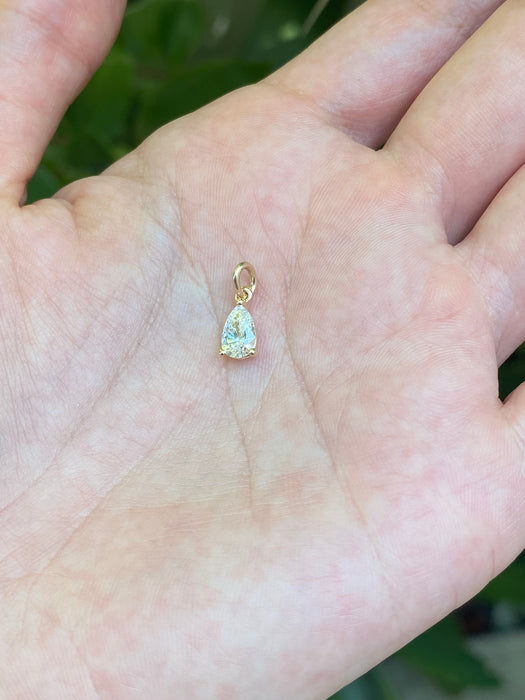 14k 1.04 tcw lab pear diamond pendant