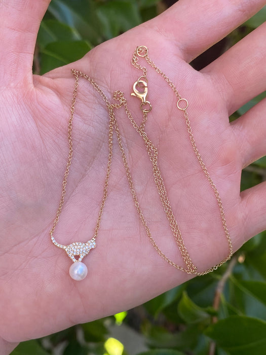 14k diamond cat pearl necklace