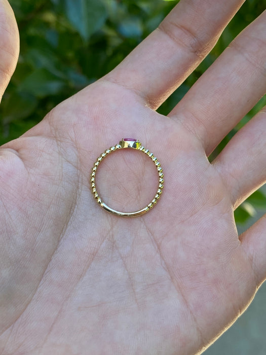14k ruby bead ring size 6.5