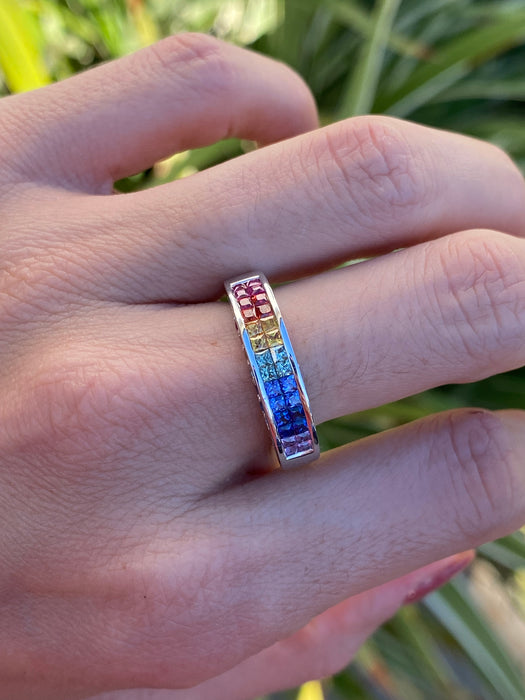 18k white gold rainbow sapphire ring size 7.5