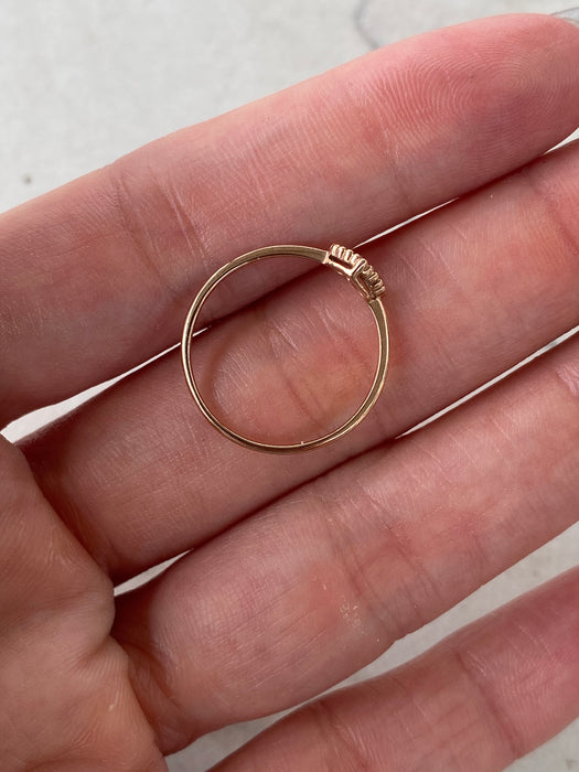 Vintage 18K Rose Gold Diamond Heart Ring – Knife Edge Band
