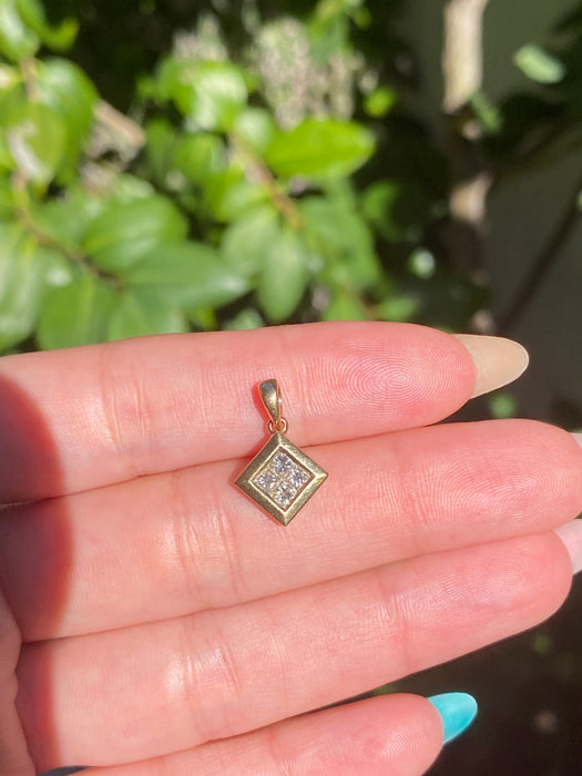 14k princess cut diamond pendant