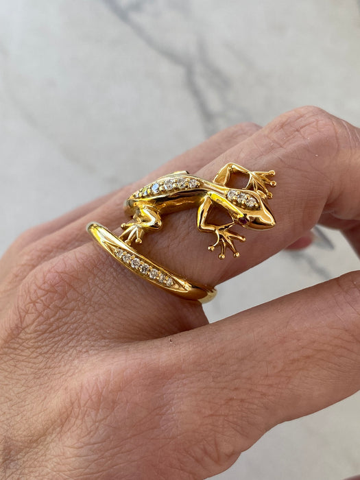 Vintage 18K Gold Diamond & Ruby Lizard Spiral Ring
