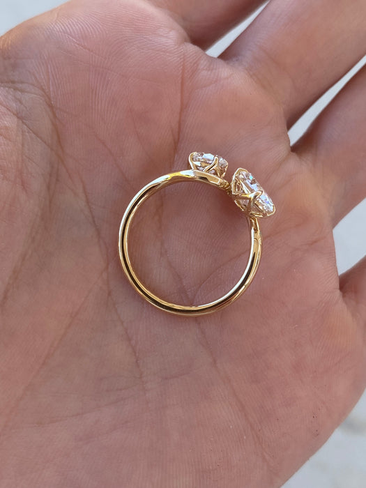 14K Curved 1.63ct Oval & Round Lab Diamond Ring