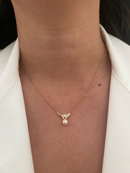 14k diamond cat pearl necklace