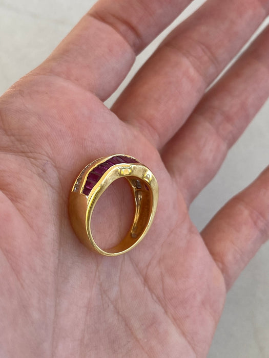 Vintage 18K Yellow Gold Ruby & Diamond Baguette Ring