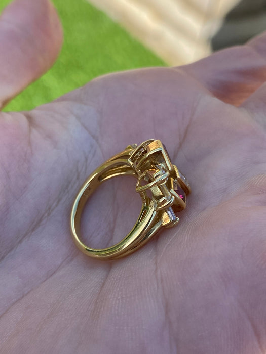 18k Gold Ruby Diamond Firework Ring Size 5.25
