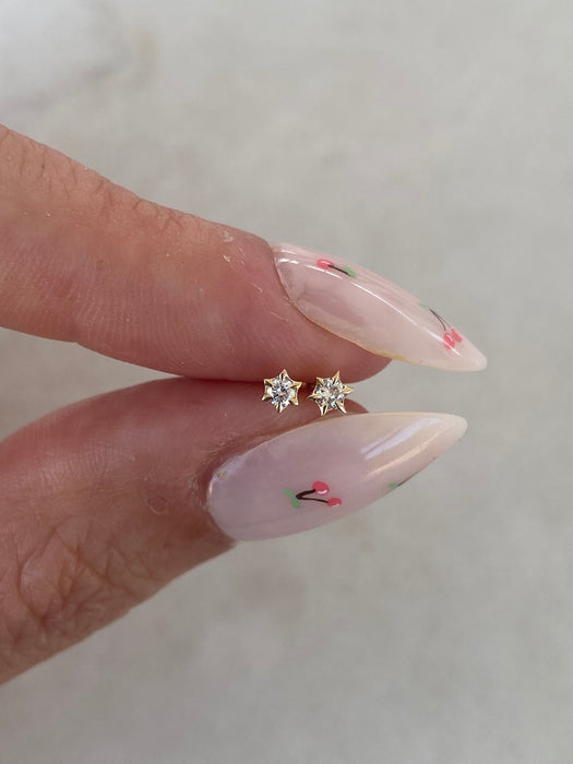 14K Lab Diamond Star Single Flat Back Stud Earring