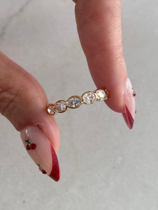 14K Gold East-West Oval Lab Diamond Bezel Band Ring