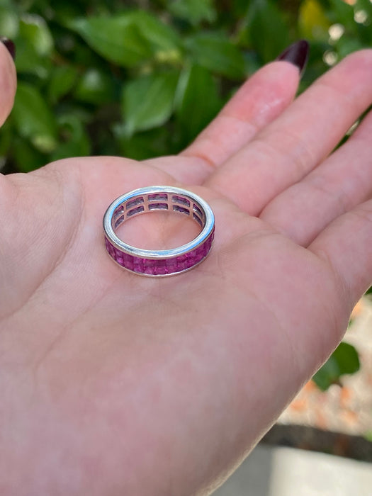 18k white gold invisible ruby eternity ring size 6