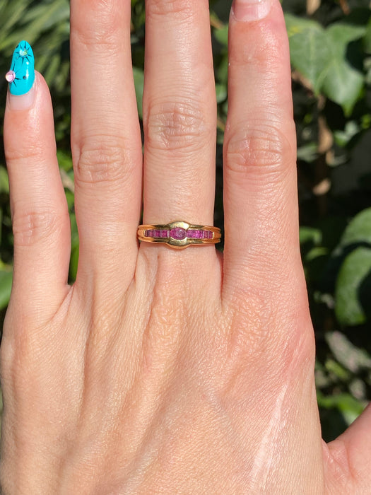 18k ruby ring size 7.25