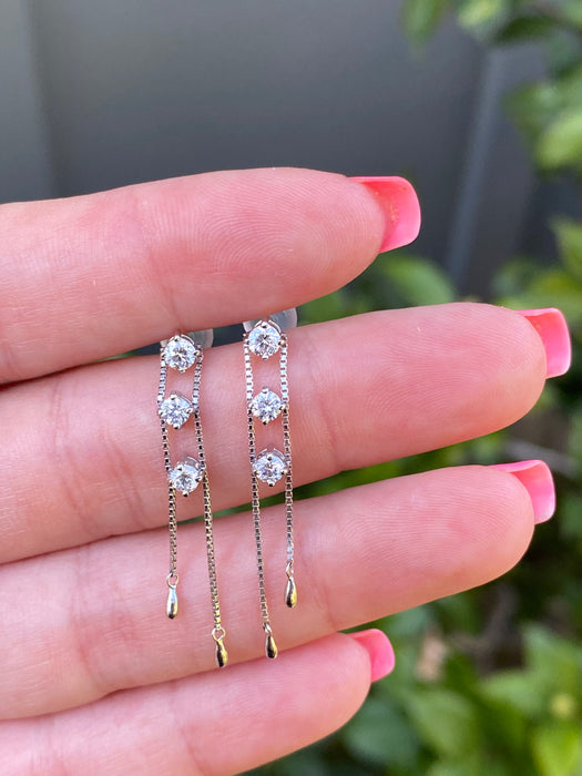 Platinum 900 diamond dangly earrings