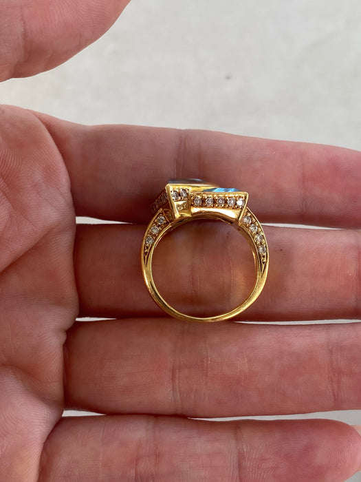 Vintage 18K Gold Trillion Topaz Aquamarine Diamond Ring