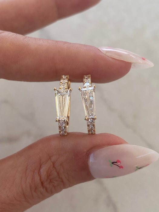 14K 2.1 TCW Tapered Baguette Round Lab Diamond Huggie Earrings