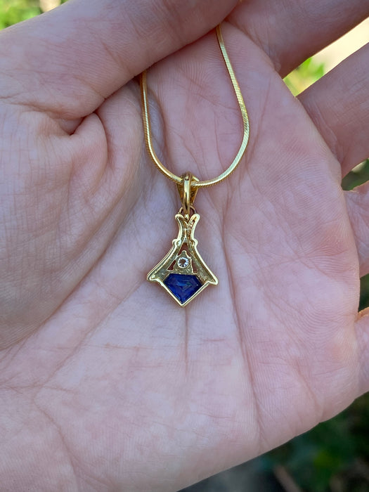 Vintage 18K Gold Bezel Set Blue Sapphire & Diamond Pendant