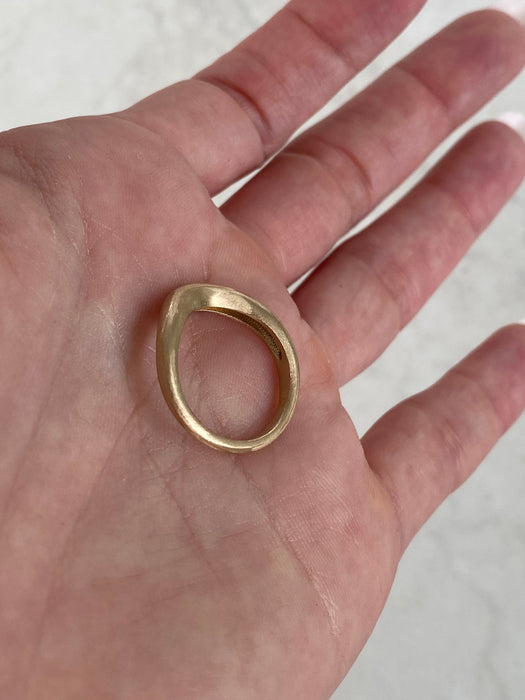 14K Gold Brushed Curved Band Ring