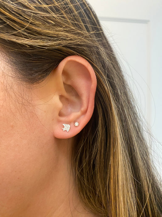 18K White Gold Diamond Fish Stud Earrings