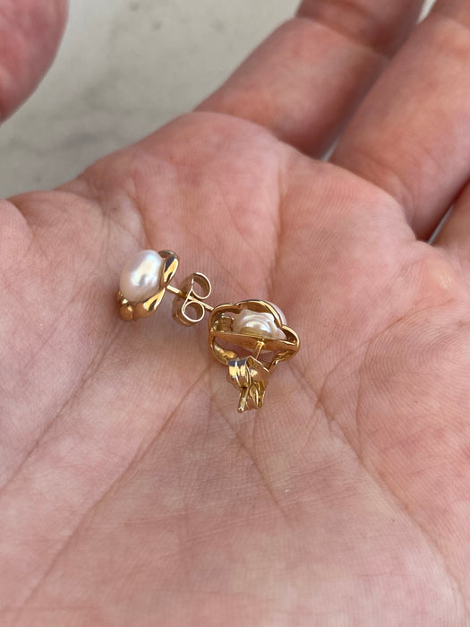 Vintage 14K Pearl Stud Earrings
