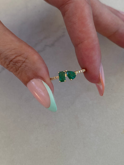 14K Emerald & Diamond Ring