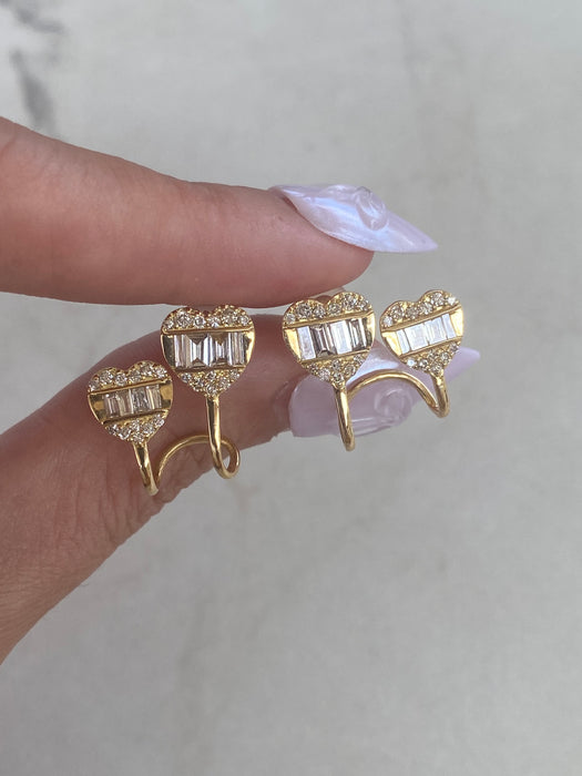 Vintage 18K Gold Diamond Double Heart Stud Earrings – 1 CTW Baguette & Round Diamonds