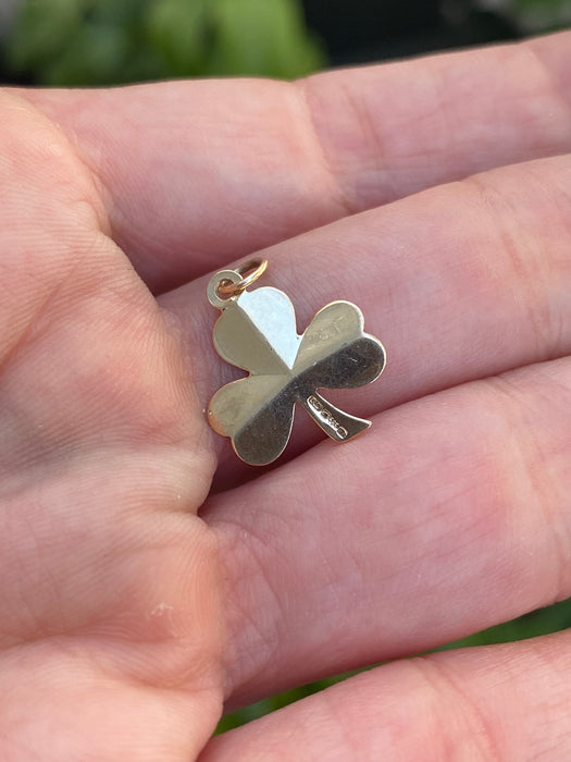 Vintage 14K Gold Clover Charm Pendant