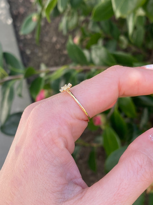 14k diamond flower ring size 6.5