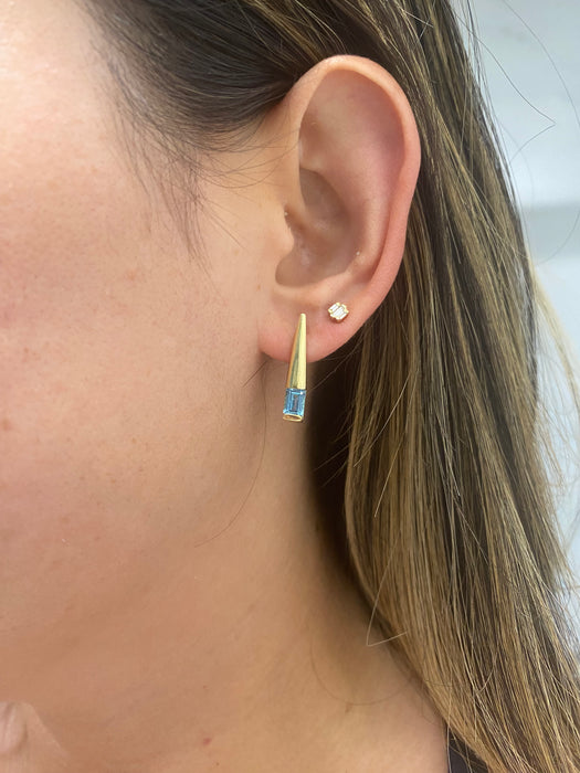 Vintage 14K Gold Blue Topaz Pointed Stud Earrings
