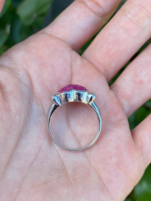 18k white gold ruby diamond heart ring