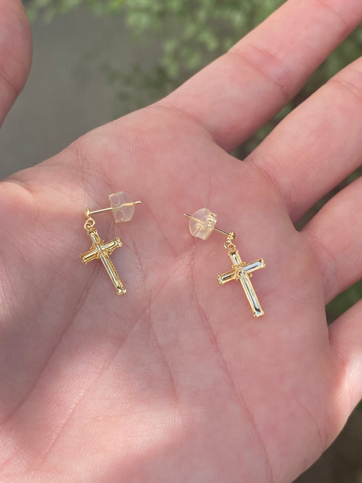 18k cross stud earrings