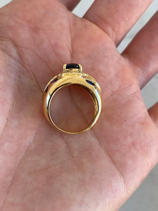 Vintage 18K Gold Blue Sapphire & Diamond Floral Ring