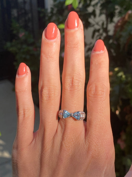 Platinum 900 aquamarine bow diamond ring 5.75
