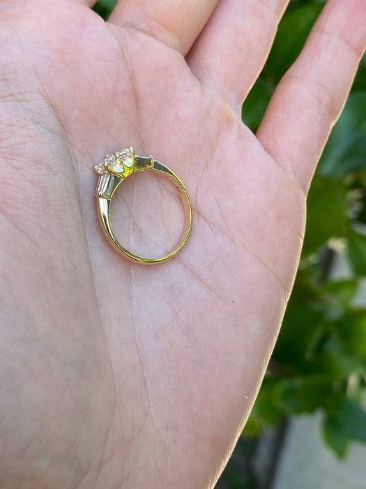 18k double emerald cut baguette diamond ring size 5.25