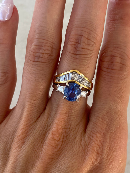 Vintage 18K Chevron Baguette Diamond Ring
