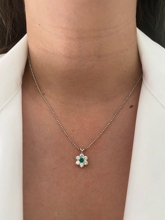 Platinum bead diamond emerald flower necklace