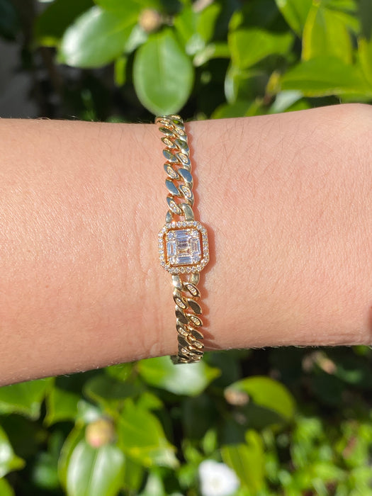 14k diamond curb bracelet 6.75”