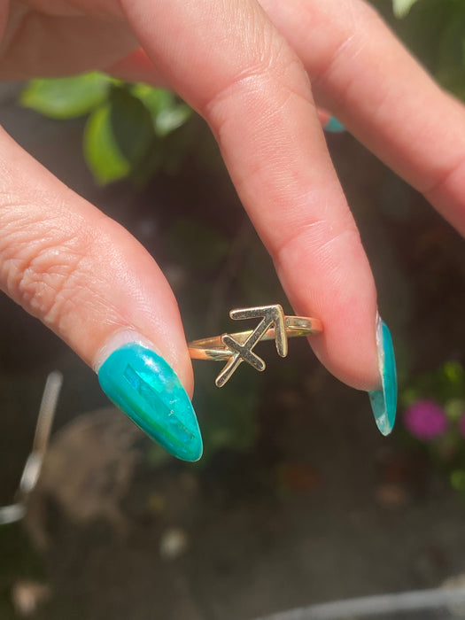 14k Sagittarius ♐️ zodiac ring size 6.25